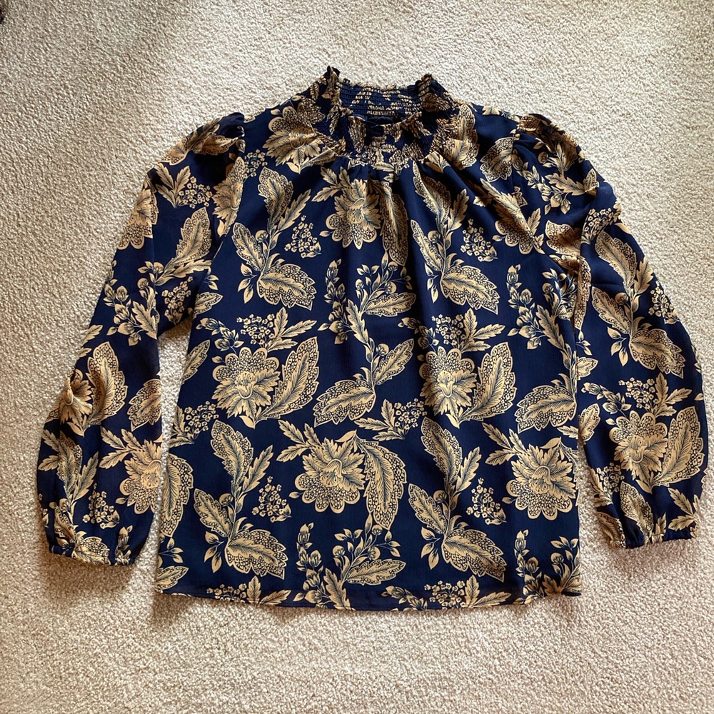 J Crew NWOT Flowing Navy Gold Print Blouse